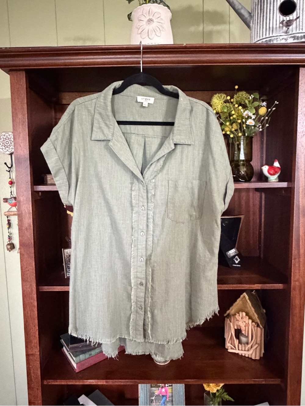 Umgee Olive Green Button-Down Short Sleeve Shirt